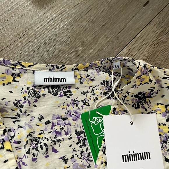 Minimum Babydoll Dress​ - Picture 4 of 7